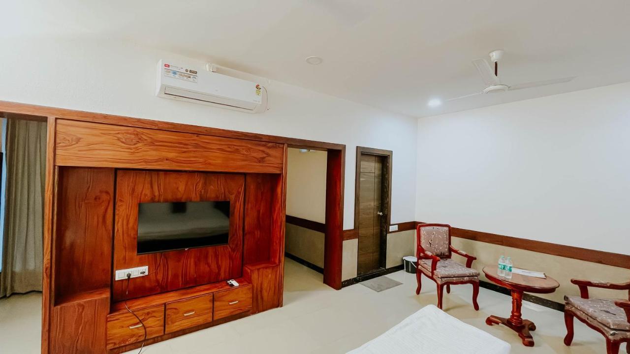 Hotel Tirth By Sonu'S Ujjain Exterior photo